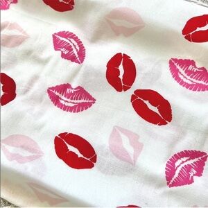Lipstick cotton fabric